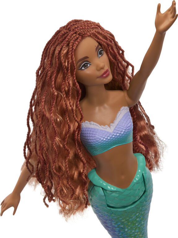 Mattel The Little Mermaid Panenka malá mořská víla Ariel - V moři HLX07