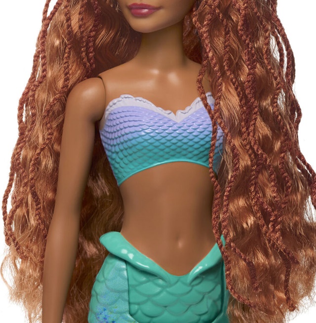 Mattel The Little Mermaid Panenka malá mořská víla Ariel - V moři HLX07