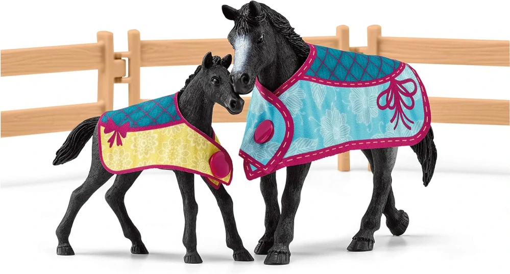 Schleich Box pro koně s klisnou a hříbětem 42611