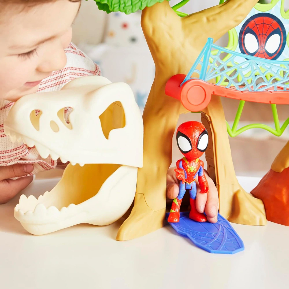 Spidey a jeho úžasní přátelé Figurka a domeček na stromě plný atrakcí Hasbro