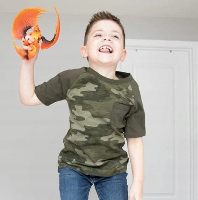 Schleich 42511 Ohnivý Orel Eldrador Pták Figurka s pohyblivými křídly