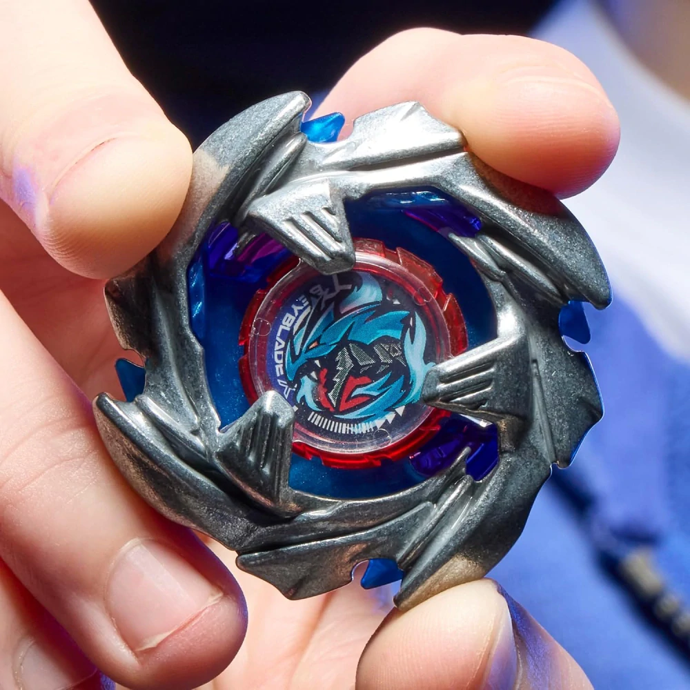 Beyblade X + Cobalt Dragoon 2-60C s levotočivým vystřelovačem Hasbro